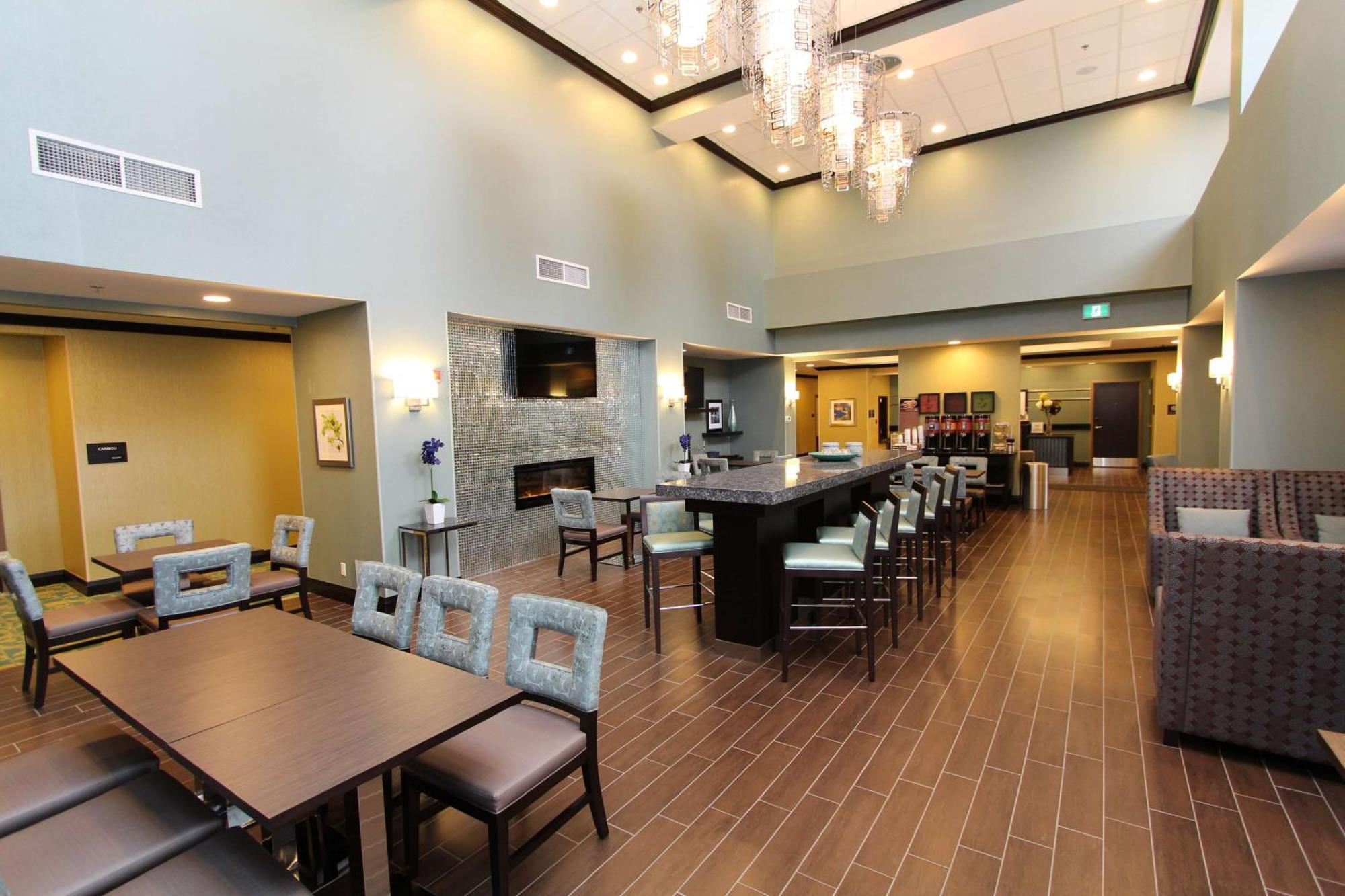 Hampton Inn & Suites By Hilton St. John'S Airport Exterior foto